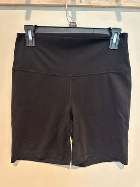Yogalicious Black High-Rise Bike Shorts